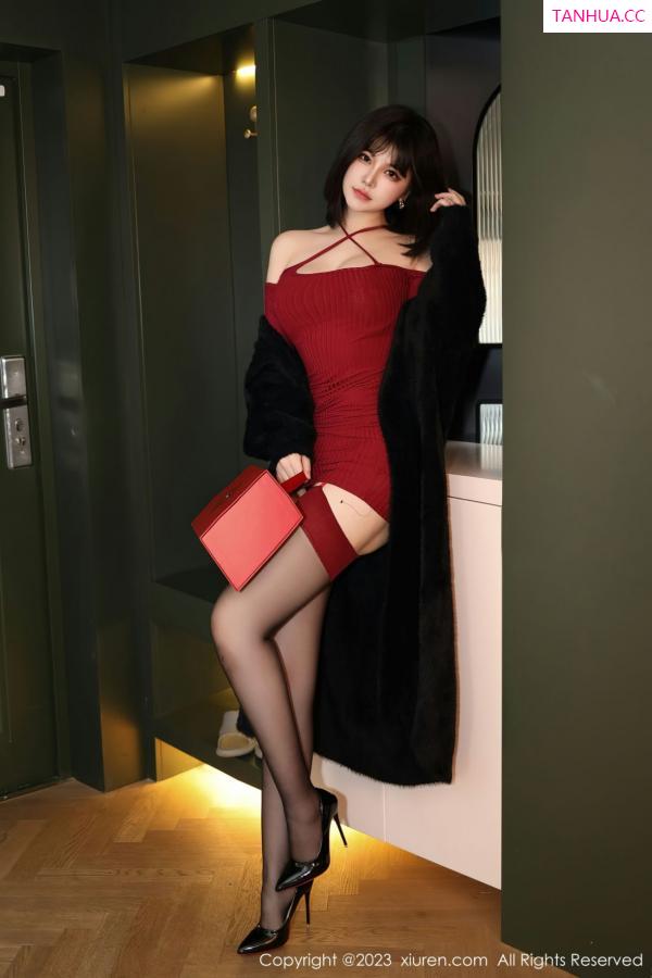   [XiuRen]高清写真图 2023.01.17 No.6144 桃桃子_ 丝袜美腿第9张图片